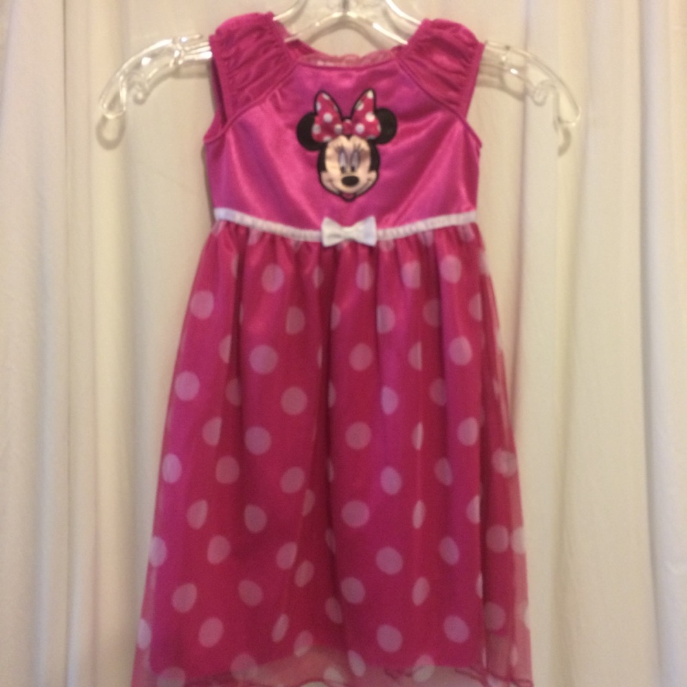 Pink Minnie mouse dress! 🐭💖